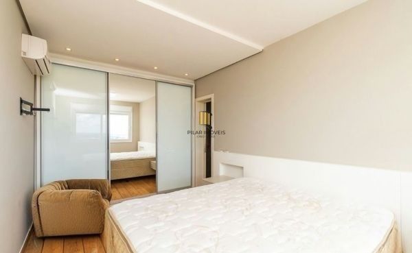 Apartamento no bairro Higienópolis de 2 dormitórios e 2 vagas