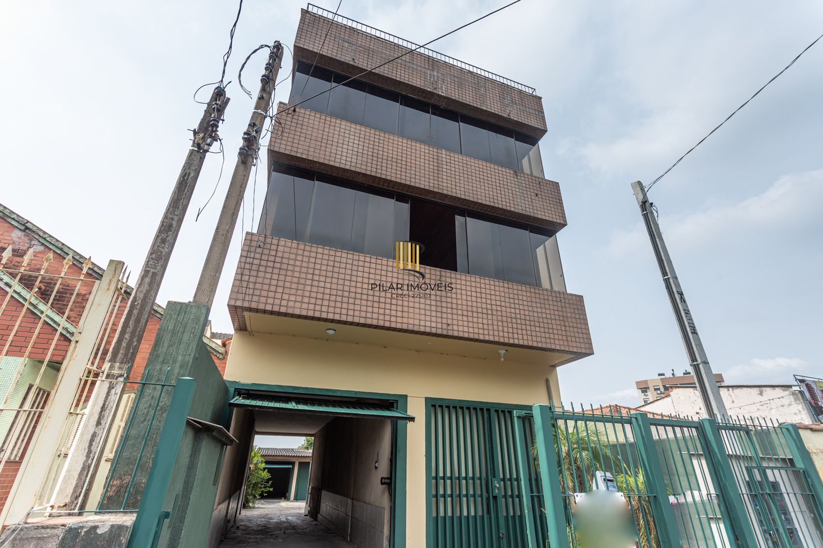 Prédio Comercial no Cristo Redentor com 2 apartamentos individuais