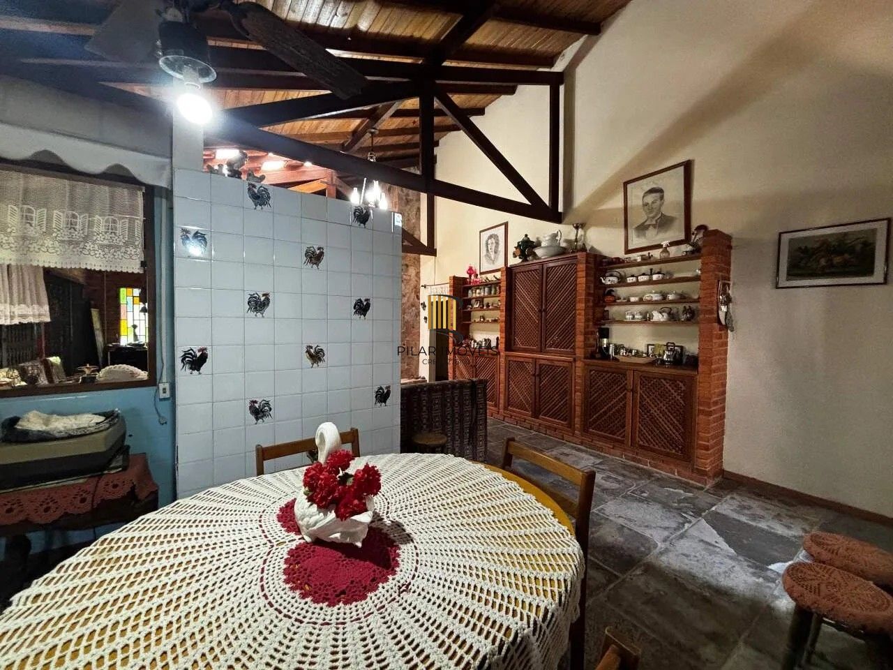 Sítio 6 dormitórios no bairro Fiuza