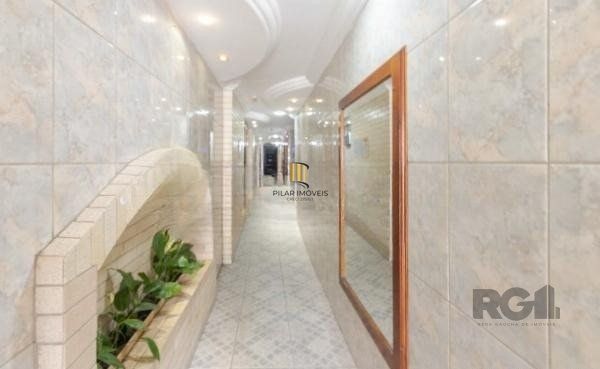 Apartamento no Centro de 2 dormitórios reformado