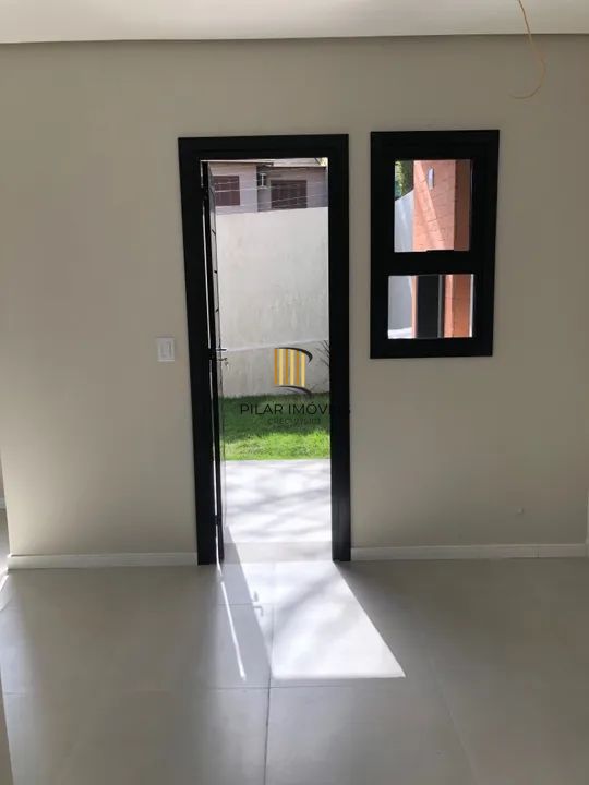 Sobrado 2 dormitórios no bairro Salgado Filho