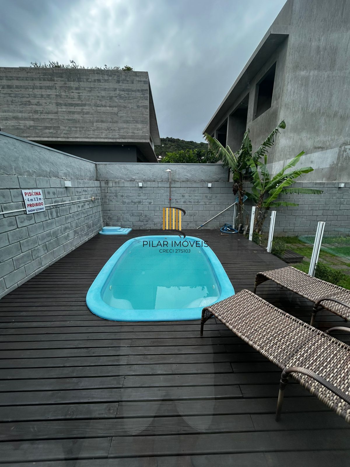 Sobrado 3 dormitórios no bairro Ferraz