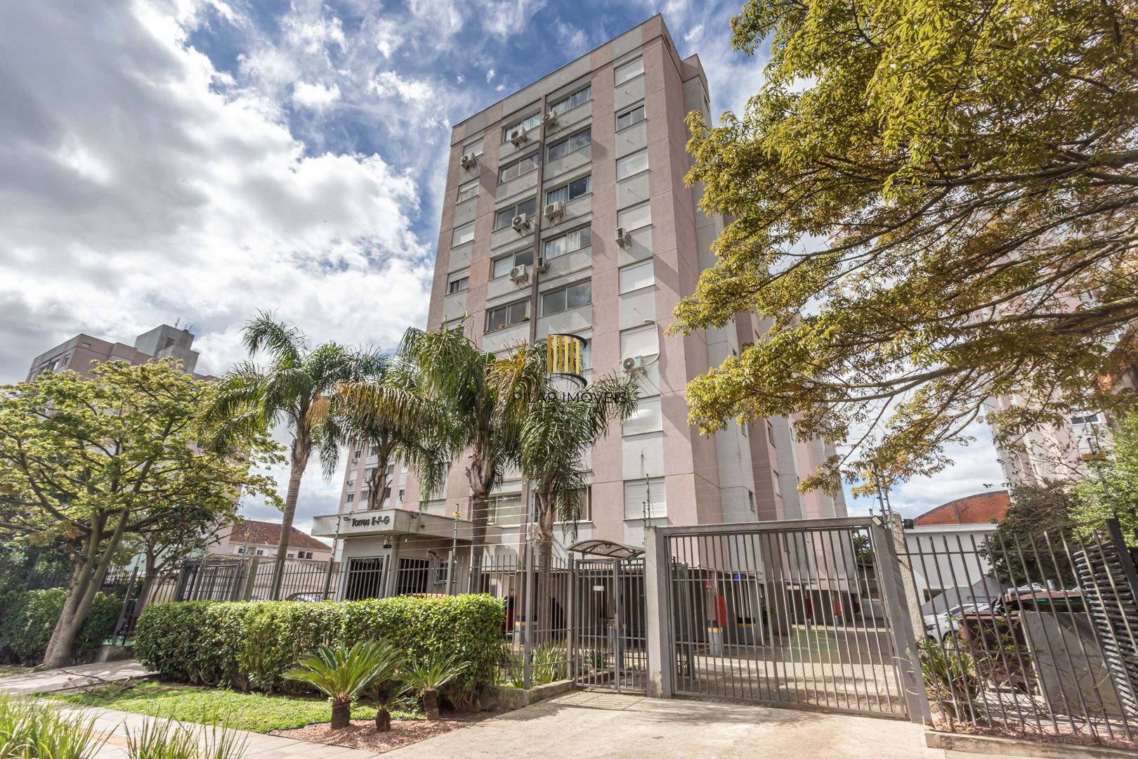 Apartamento para Venda - 50.98m², 2 dormitórios, 1 vaga - Partenon