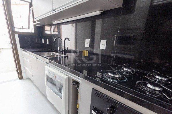 Cobertura/apartamento no Higienópolis de 1 dormitório e 2 vagas Desocupada