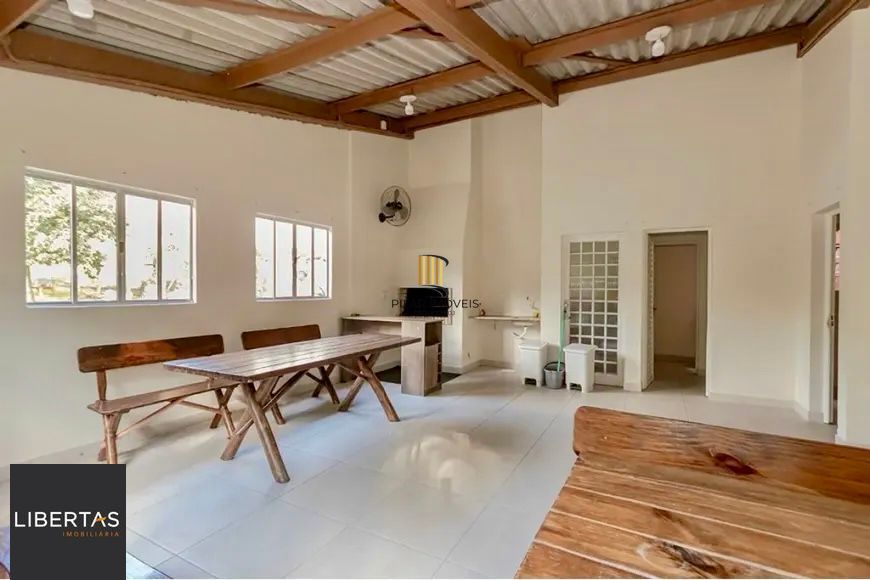 Apartamento 2 dormitórios no bairro Lomba do Pinheiro