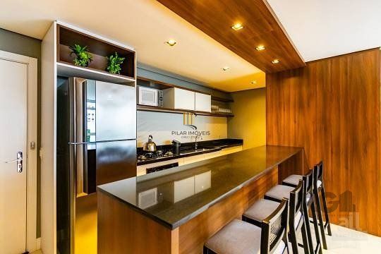 Apartamento  no Menino Deus de 3 dormitórios e 2 vagas