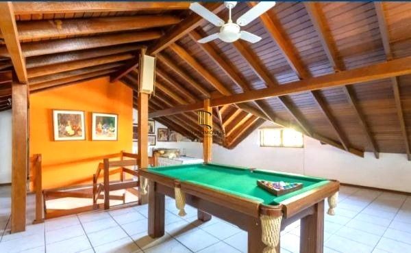 Casa sobrado no bairro Sarandi de 3 dormitórios e 2 vagas