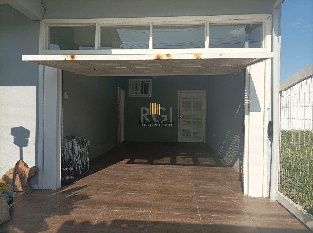 Casa para Venda 3 dormitórios 2 vagas - Capão Novo