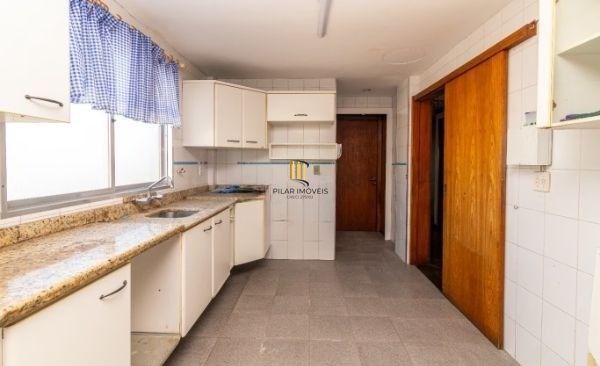 Cobertura no bairro Higienópolis de 4 dormitórios  4 vagas e piscina DESOCUPADA