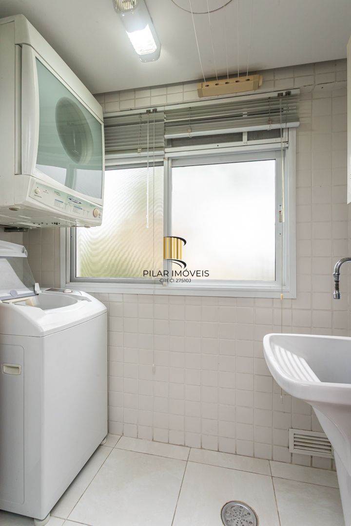 Apartamento 2 dormitórios no bairro Moinhos de Vento