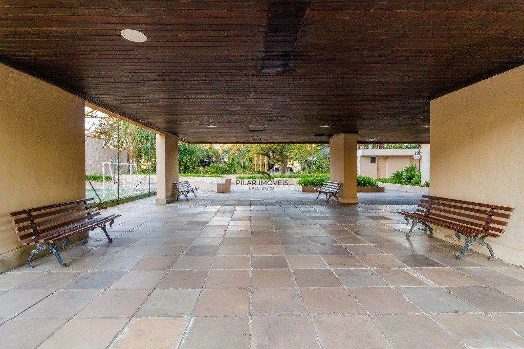 Apartamento para Venda - 138m², 3 dormitórios, sendo 1 suites, 1 vaga - Petrópolis