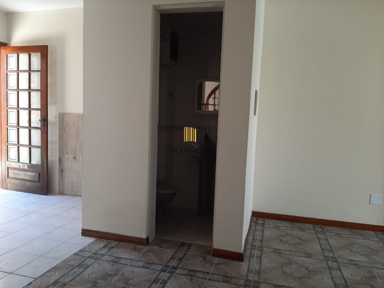 Casa 3 dormitórios no bairro Hípica