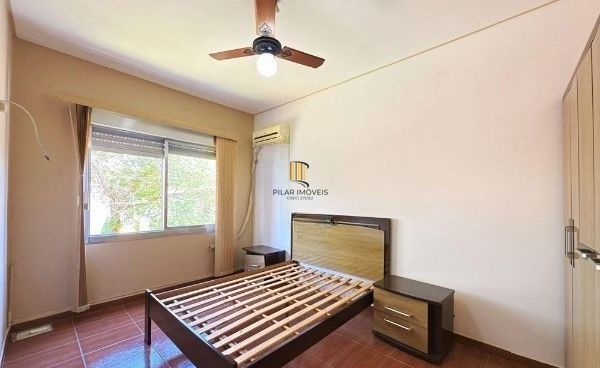 Apartamento no bairro Cristal de 3 dormitórios e vaga DESOCUPADO