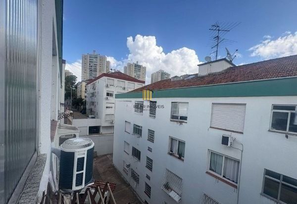 Apartamento de 1 dormitório na Vila Ipiranga desocupado