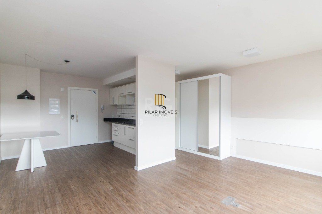 Loft para Venda - 38m², 1 dormitório, 1 vaga - Jardim Botânico - Pilar Imóveis