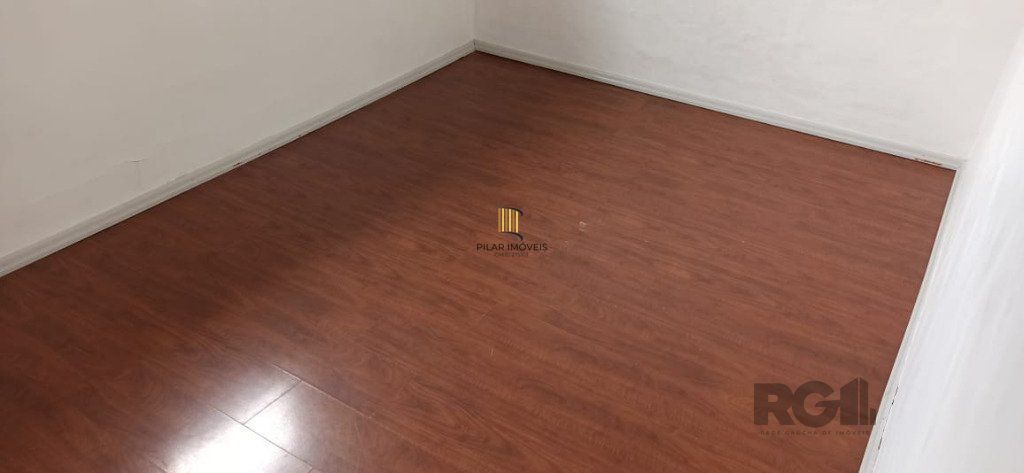 Apartamento 2 dormitórios no bairro Rubem Berta
