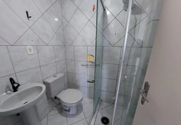 Apartamento de 1 dormitório no bairro Cristal DESOCUPADO