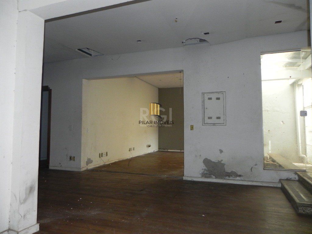 Casa Comercial para Venda - 220m², 0 dormitórios, Menino Deus