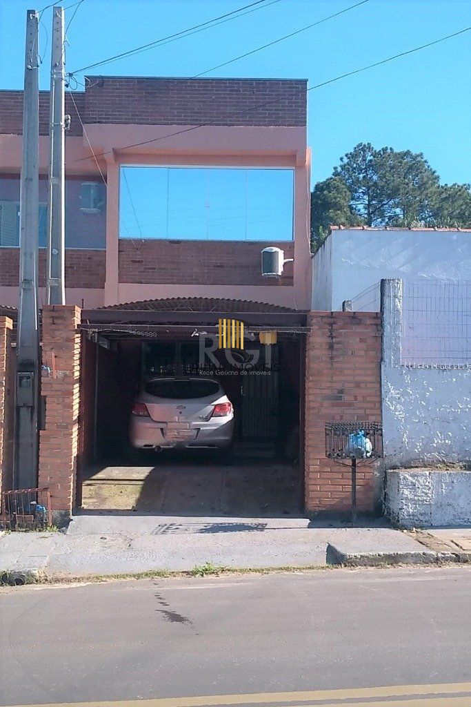 Casa no Centro de Gravatai de 2 dormitórios e vaga