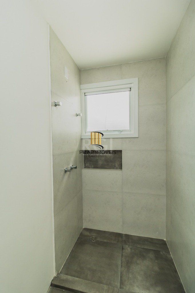 Casa Condominio para Venda - 197m², 3 dormitórios, sendo 3 suites, 4 vagas - Krahe