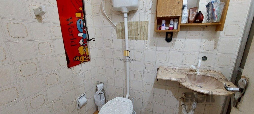 Apartamento 2 Dormitório(s) Bairro Rubem Berta