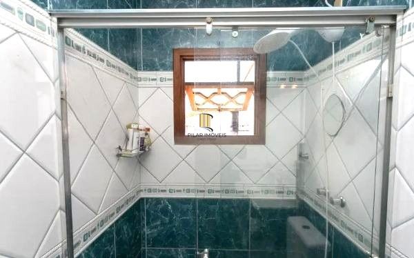 Casa sobrado no bairro Ecoville de 3 dormitórios e 4 vagas