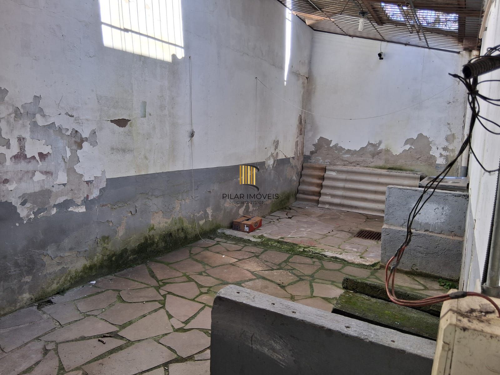 Pavilhão 3 dormitórios no bairro Santana