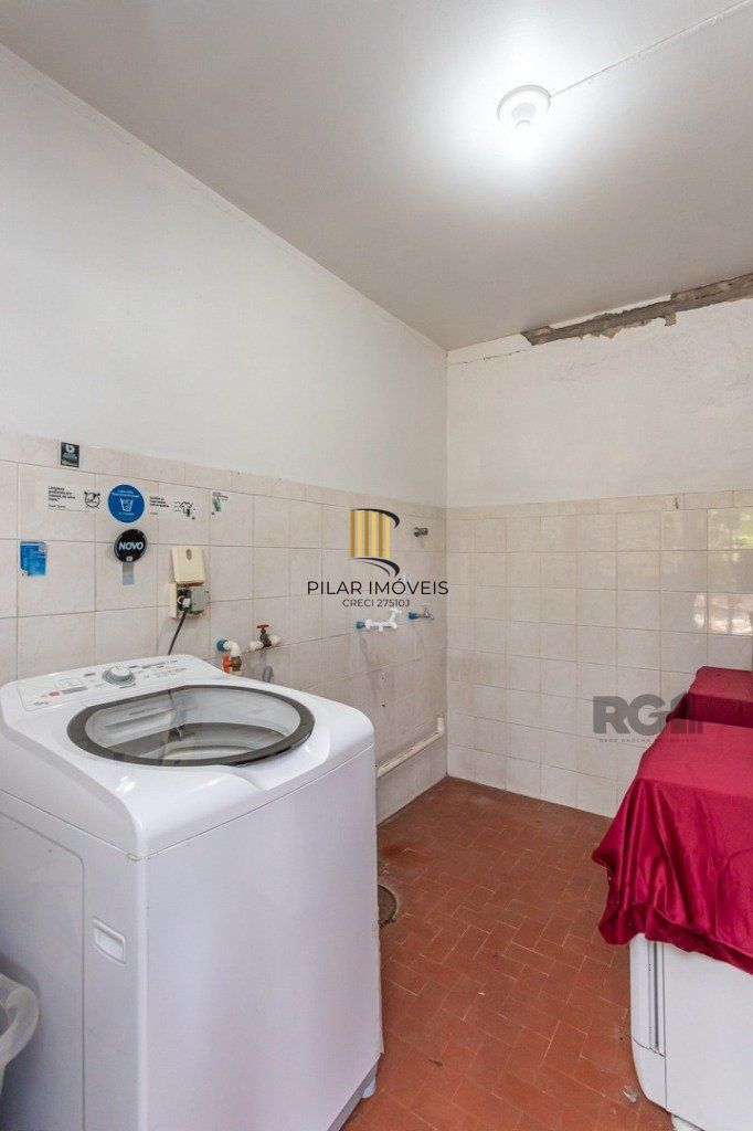 Casa 3 dormitórios no bairro Vila Ipiranga