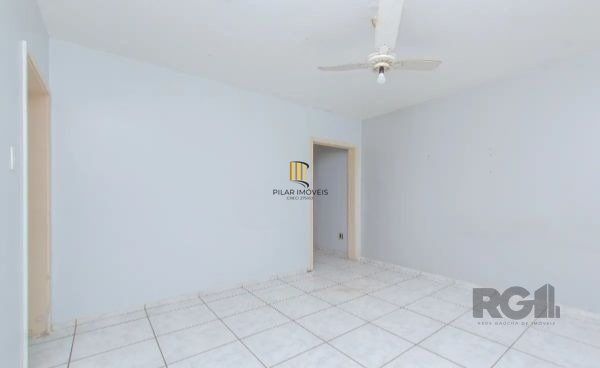 Apartamento de 2 dormitórios com vaga coberta