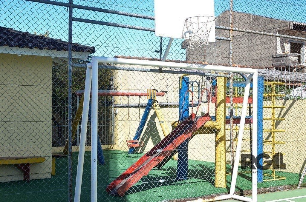 Casa em condomínio no sarandi de 3 dormitórios e vaga