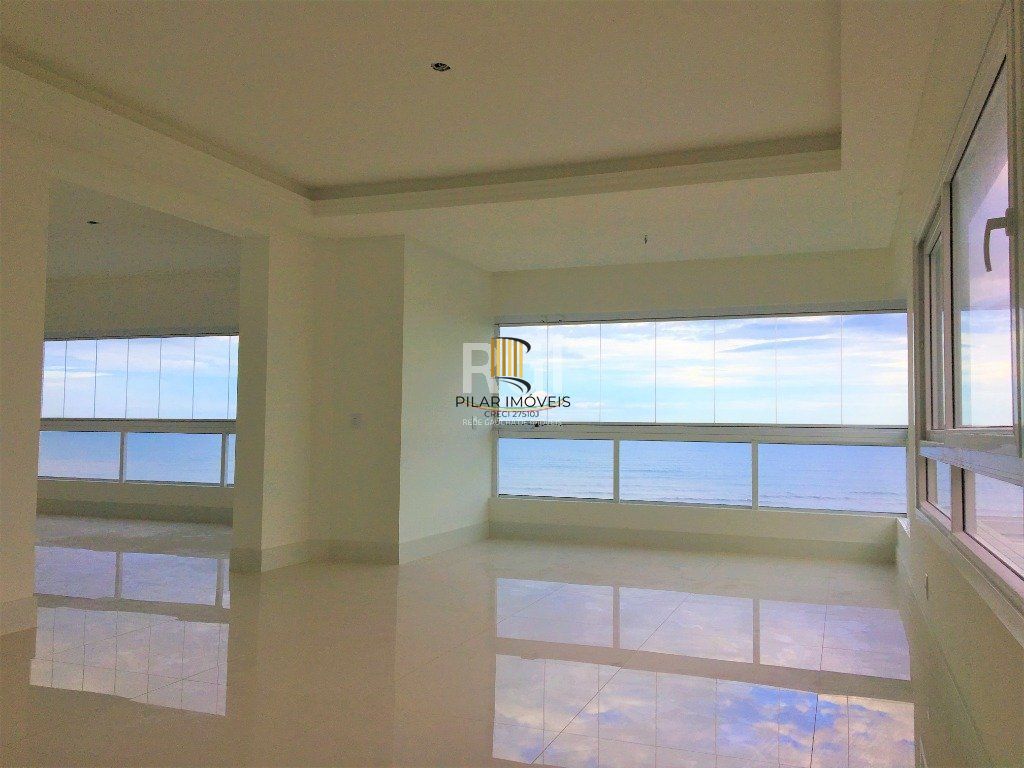 Apartamento para Venda - 161.39m², 4 dormitórios, sendo 2 suites, 2 vagas - Centro