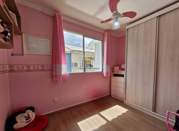 Casa em Condomínio no Humaitá de 2 dormitórios vaga e infra