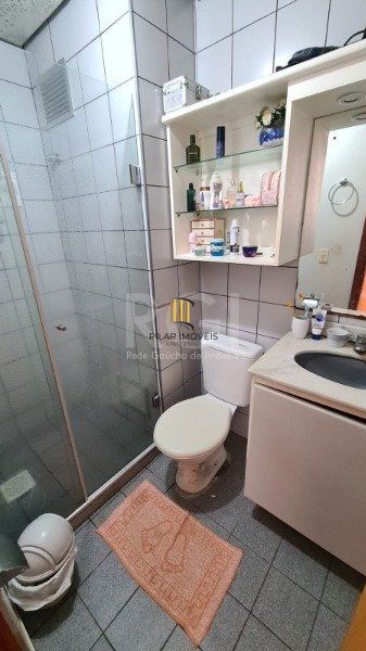 Apartamento no Nonoai de 2 dormitórios vaga e infra