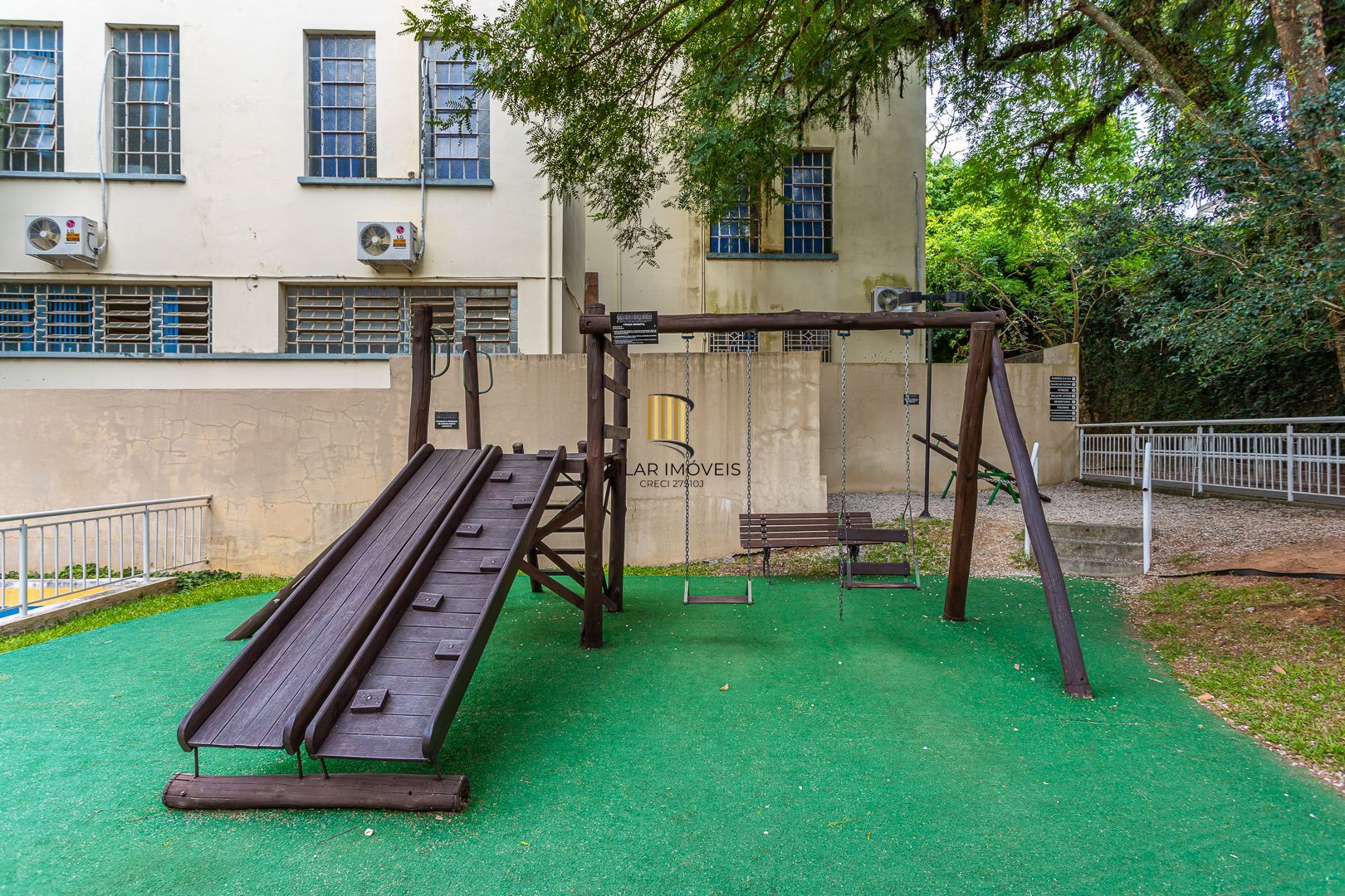 Apartamento no bairro Teresópolis de 3 dormitórios vaga infra