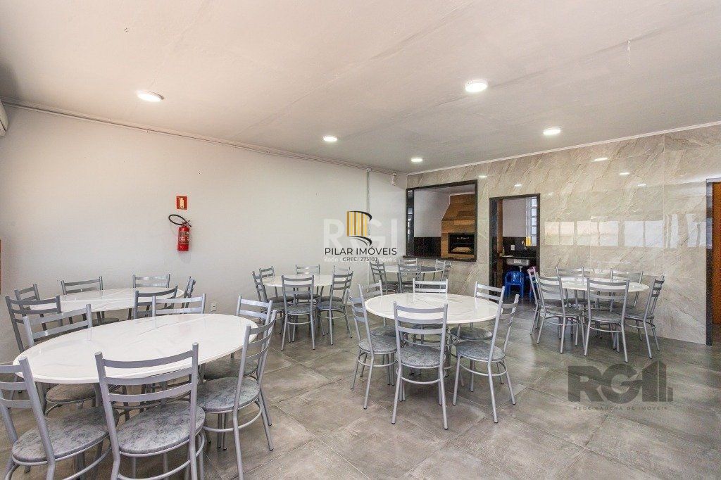 Apartamento de 2 dormitórios e vaga rotativa no bairro Santo Antônio