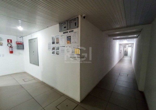 Apartamento no Centro de 1 dormitório DESOCUPADO