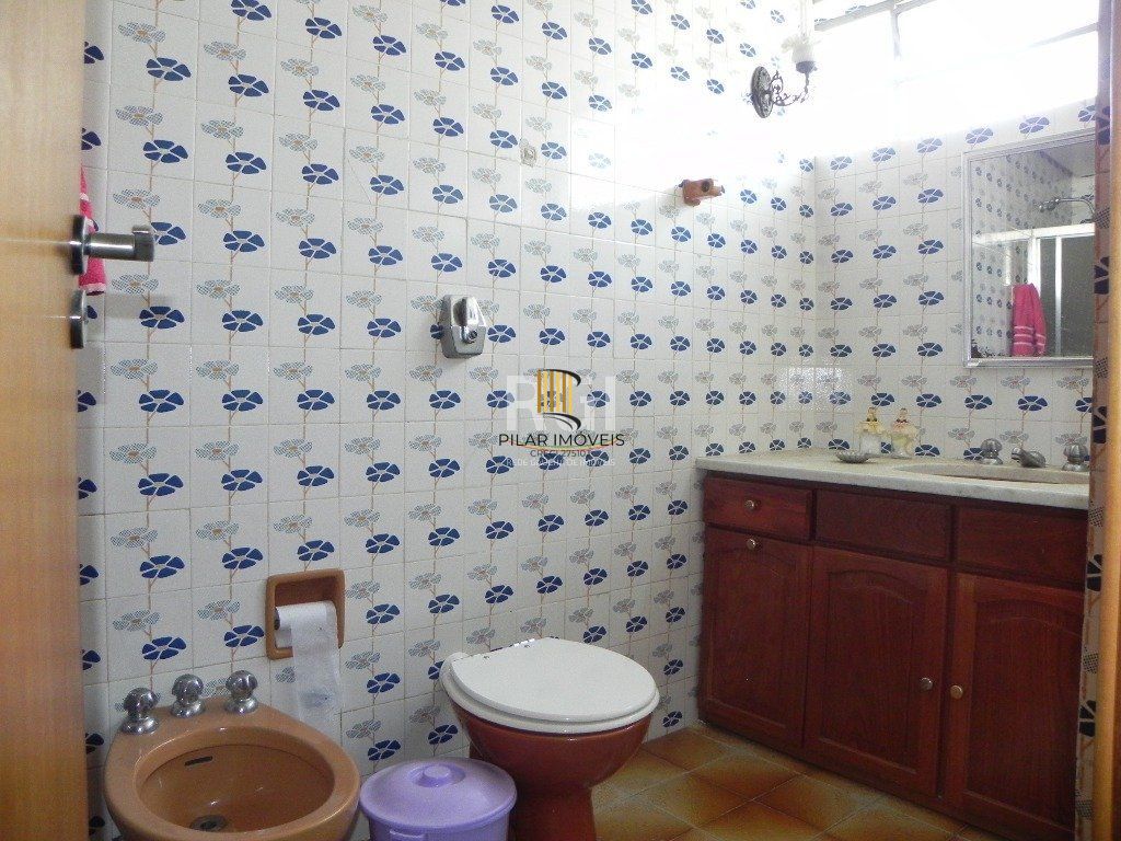 Apartamento para Venda - 107.65m², 3 dormitórios, sendo 1 suites, 2 vagas - Cristo Redentor