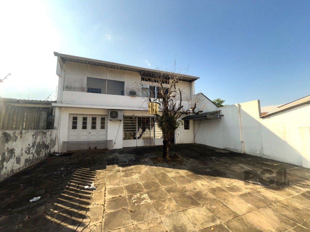 Casa no Passo D'areia - terreno com 2 casas - Pilar Imóveis