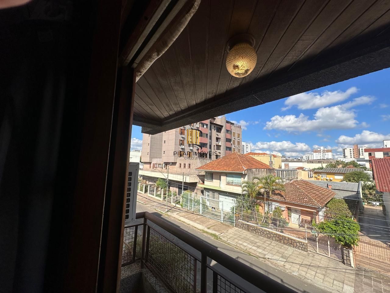 Ótima cobertura de 3 dormitórios com 232m² no bairro Passo da Areia.