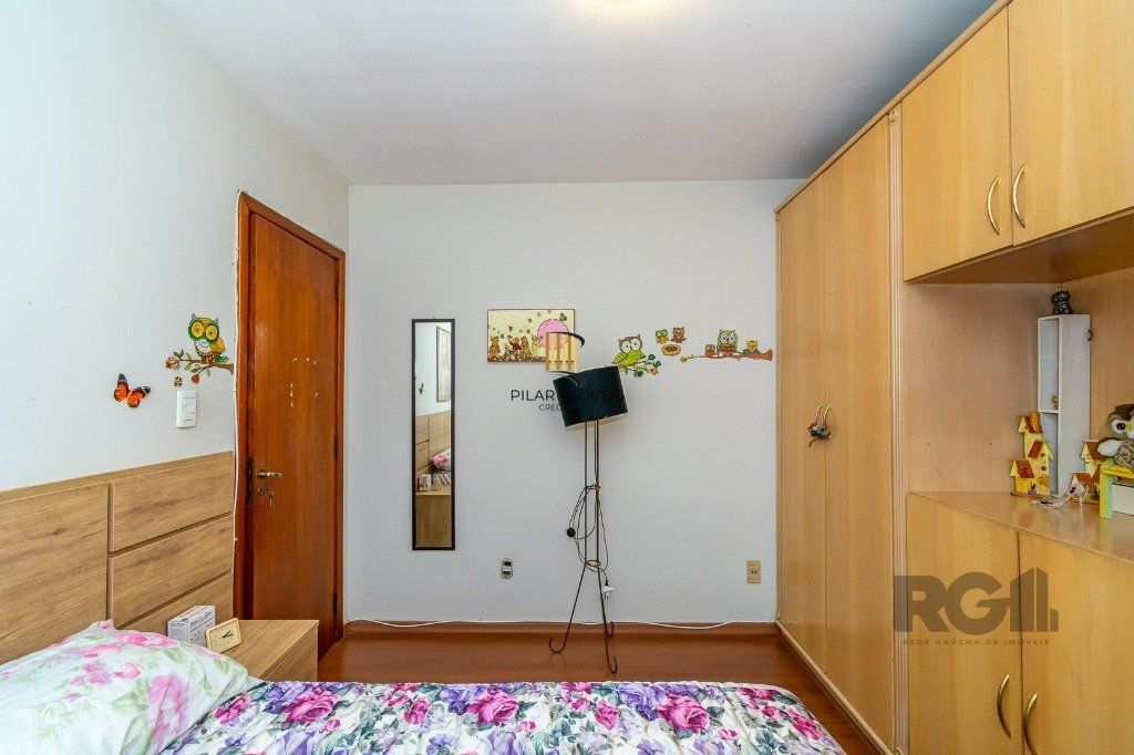 Casa 4 Dormitório(s) Bairro Jardim Planalto