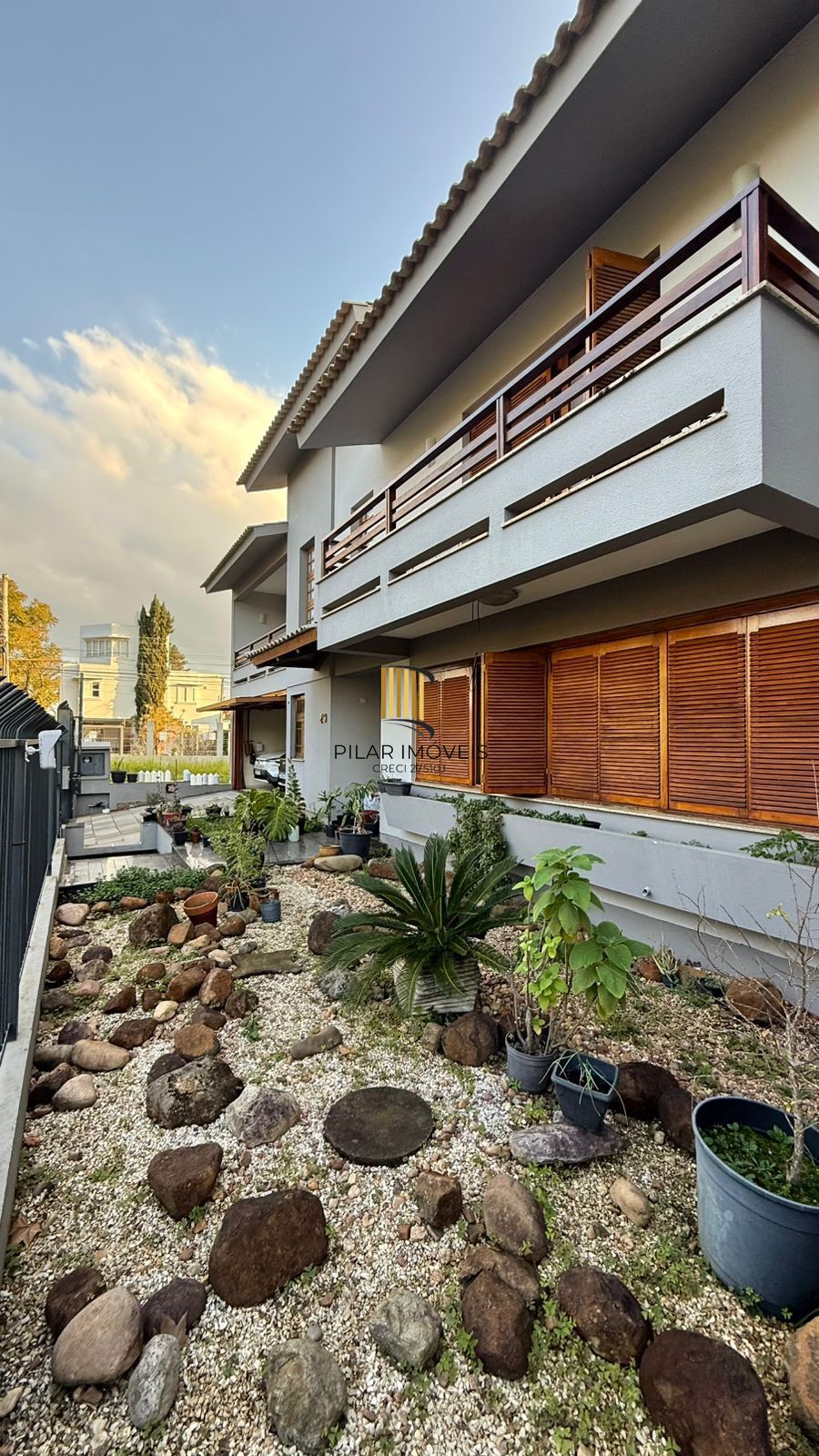 Casa 3 dormitórios no bairro Ipanema - Pilar Imóveis