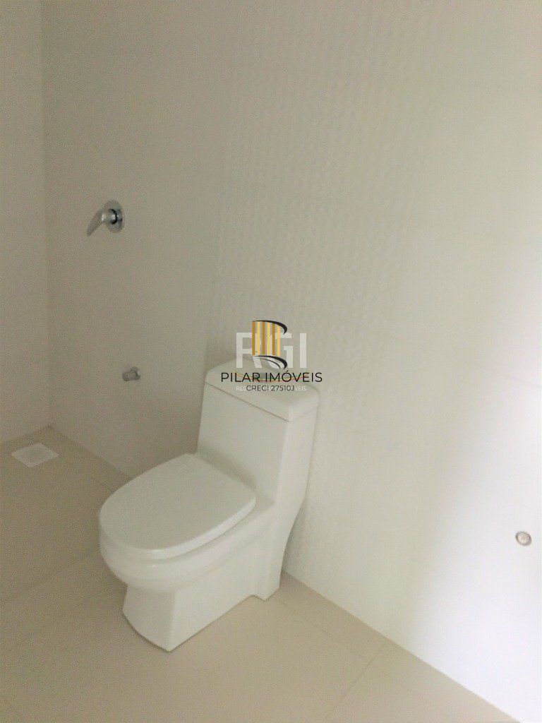 Apartamento para Venda - 161.39m², 4 dormitórios, sendo 2 suites, 2 vagas - Centro