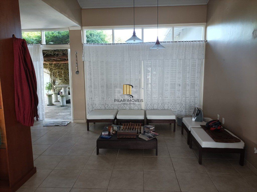 Casa para Venda 3 dormitórios 2 vagas - Capão Novo