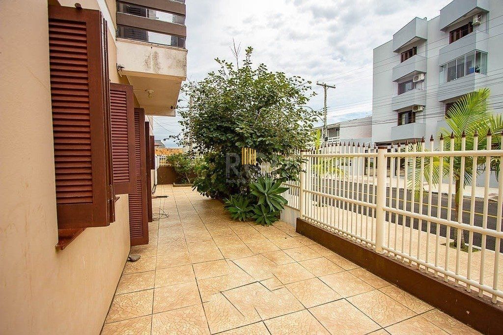 Apartamento para Venda - 94m², 3 dormitórios, sendo 1 suites, 2 vagas - Praia da Cal