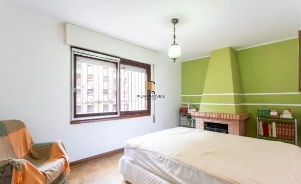 Casa sobrado no bairro Sarandi de 3 dormitórios e 2 vagas