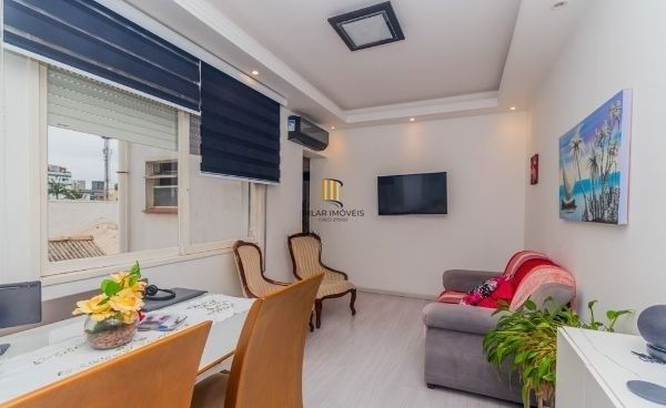 Apartamento de 2 dormitórios na Cidade Baixa