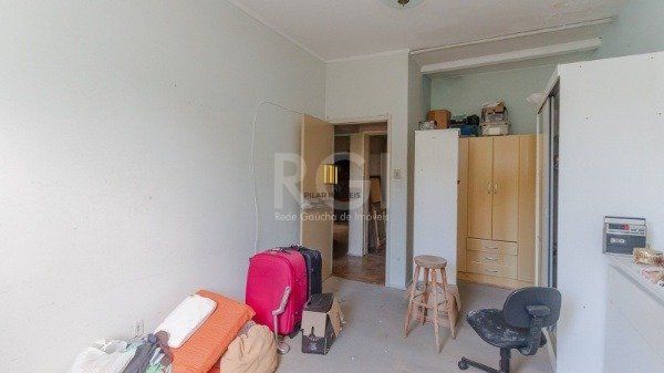 Casa de 3 dormitórios, 2 vagas - Petrópolis