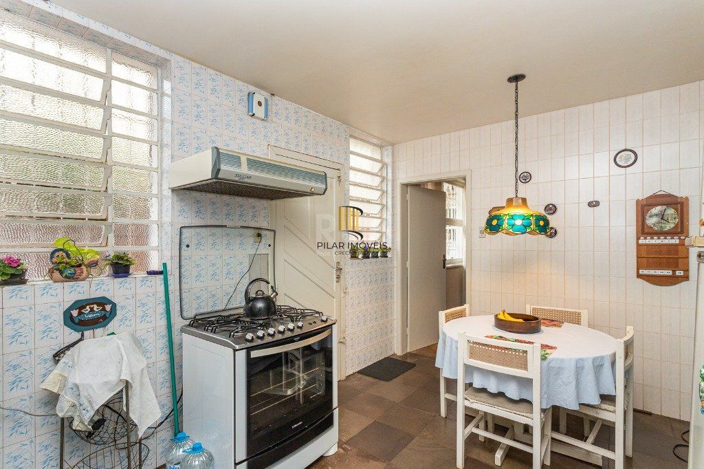 Casa no bairro Petrópolis de 3 dormitórios