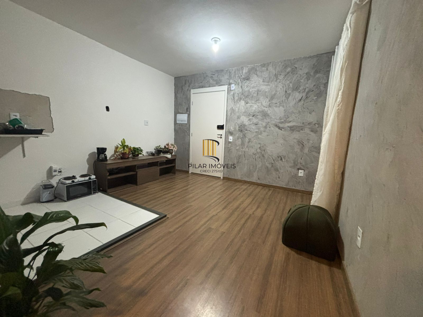 Apartamento na Restinga de 2 dormitórios e vaga