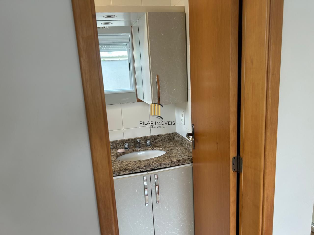 Apartamento no Cristo Redentor de 2 dormitórios e 2 vagas